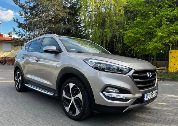 Hyundai Tucson cena 58000 przebieg: 264000, rok produkcji 2016 z Warszawa małe 92